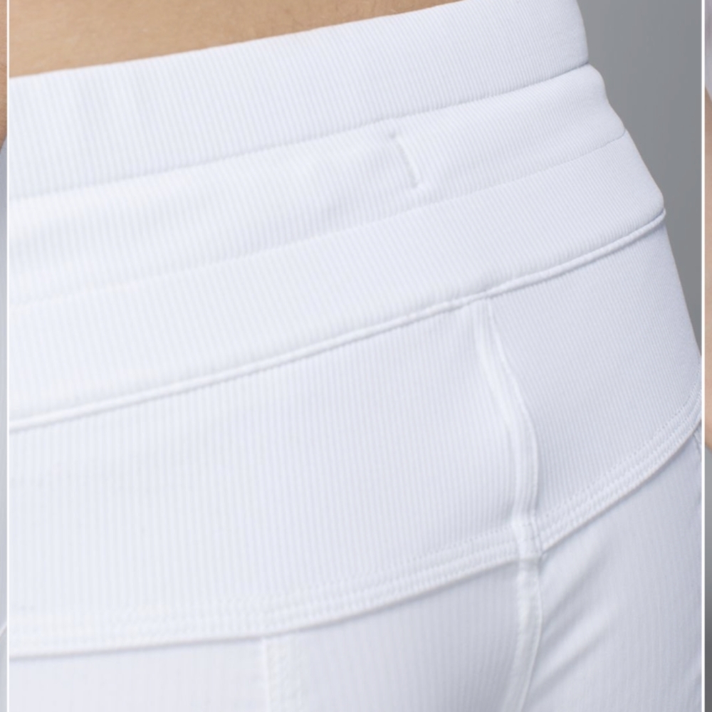 Lululemon Studio Crop *Liner White like new - Picture 6 of 14